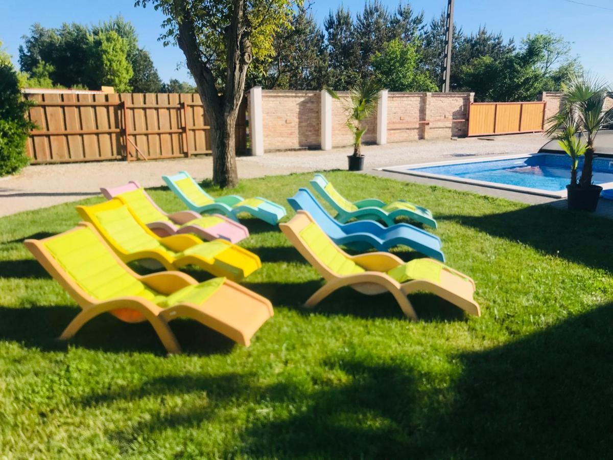 Nice Big House Balatonfenyves Bagian luar foto